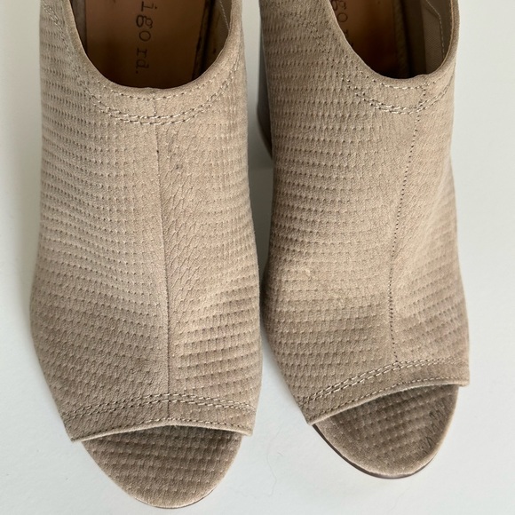 {Indigo Rd} Slip On Heels - Picture 3 of 12